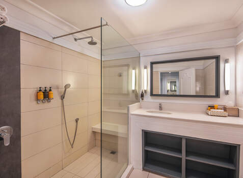 https://img.hotelissima.com/medias/47249-x1920/_.jpg