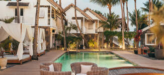 La%20Maison%2020%20Degres%20Sud%20-%20Relais%20%26%20Chateaux%20-%20Tropical%20Pool-Grande%20vignette.jpg