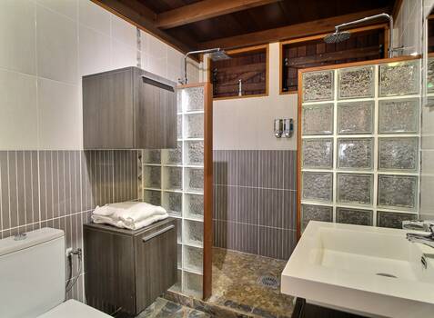 https://img.hotelissima.com/medias/48934-x1920/_.jpg