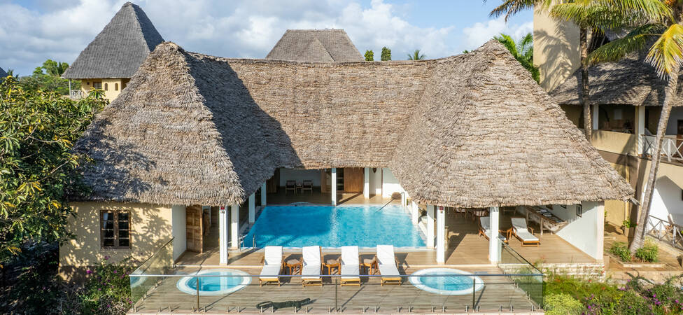 https://img.hotelissima.com/medias/48986-x1920/_.jpg