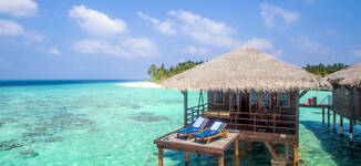 1.%20Filitheyo%20watervilla-exterior-Grande.jpg