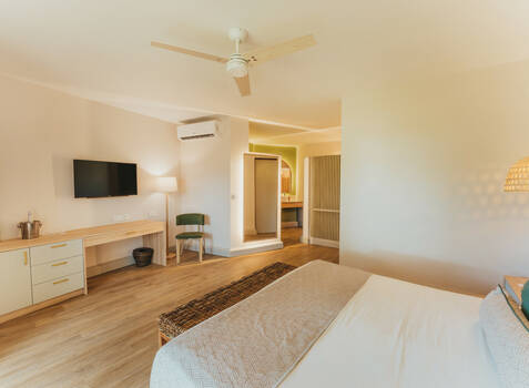 https://img.hotelissima.com/medias/49378-x1920/_.jpg