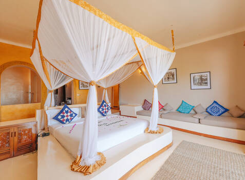 https://img.hotelissima.com/medias/49383-x1920/_.jpg