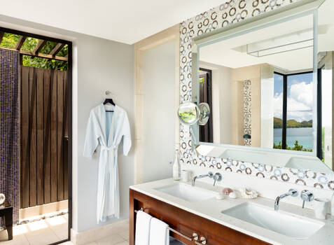 https://img.hotelissima.com/medias/49435-x1920/_.jpg