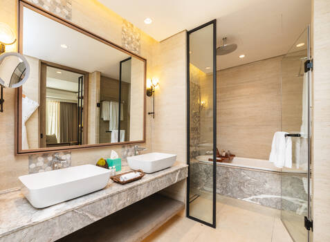https://img.hotelissima.com/medias/49508-x1920/_.jpg