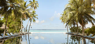 SSIF_Restaurants%7CBars_Reflections02_Outdoor_Pool-Grande.jpg
