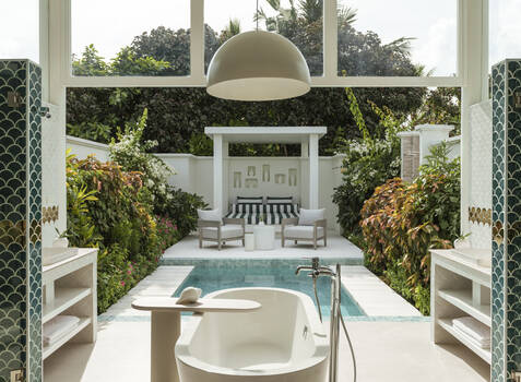 https://img.hotelissima.com/medias/49582-x1920/_.jpg