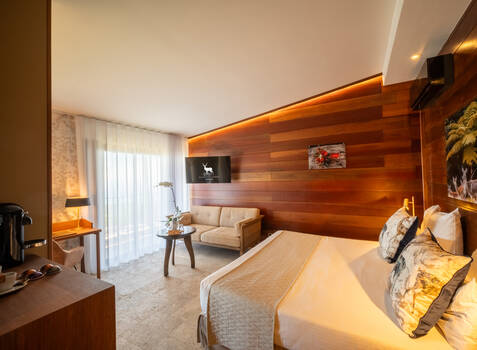 https://img.hotelissima.com/medias/49808-x1920/_.jpg