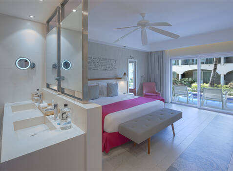 https://img.hotelissima.com/medias/49842-x1920/_.jpg