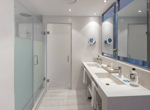 https://img.hotelissima.com/medias/49844-x1920/_.jpg