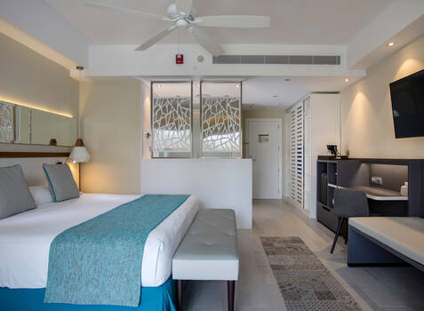 https://img.hotelissima.com/medias/49859-x1920/_.jpg