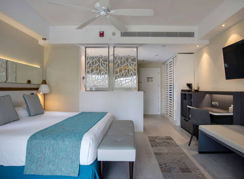 https://img.hotelissima.com/medias/49877-x1920/_.jpg