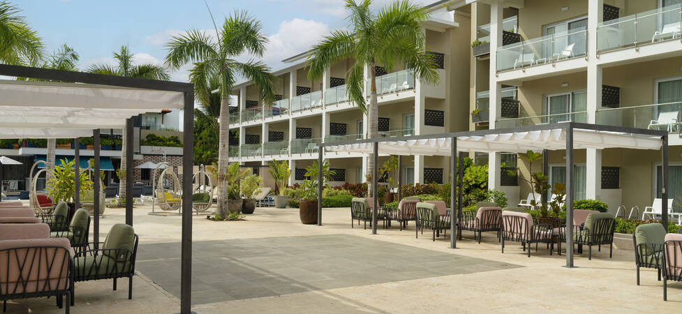 https://img.hotelissima.com/medias/49891-x1920/_.jpg
