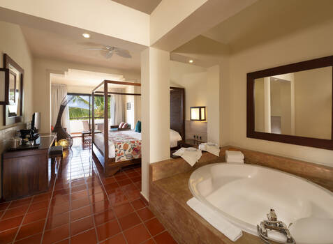https://img.hotelissima.com/medias/49938-x1920/_.jpg