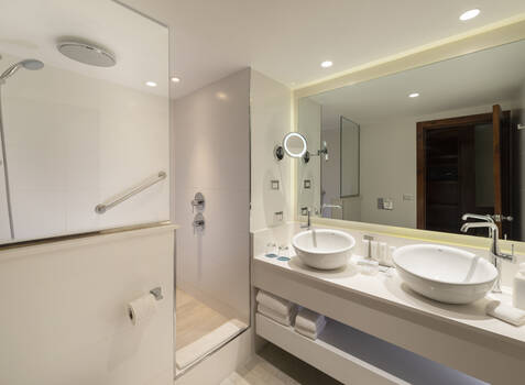 https://img.hotelissima.com/medias/49952-x1920/_.jpg