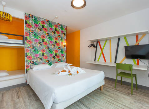 https://img.hotelissima.com/medias/50054-x1920/_.jpg