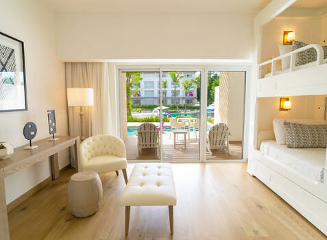 https://img.hotelissima.com/medias/50137-x1920/_.jpg