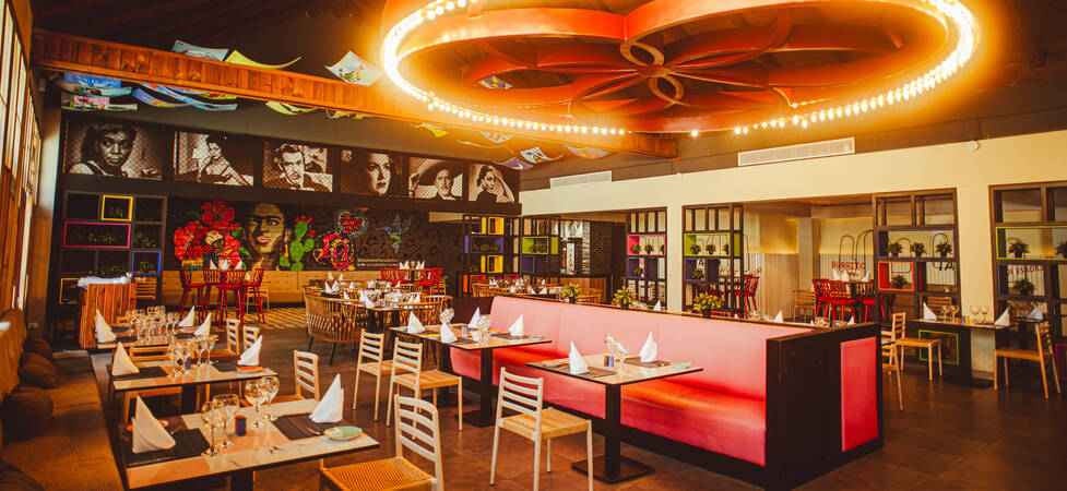 https://img.hotelissima.com/medias/50159-x1920/_.jpg