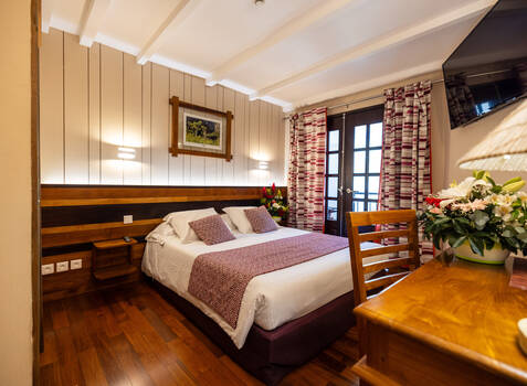https://img.hotelissima.com/medias/50213-x1920/_.jpg
