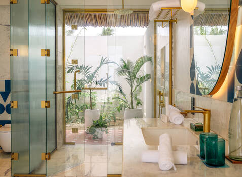 https://img.hotelissima.com/medias/50230-x1920/_.jpg