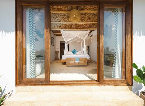 https://img.hotelissima.com/medias/50248-x1920/_.jpg