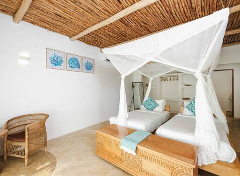 https://img.hotelissima.com/medias/50250-x1920/_.jpg