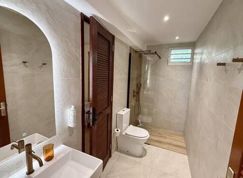 https://img.hotelissima.com/medias/50360-x1920/_.jpg