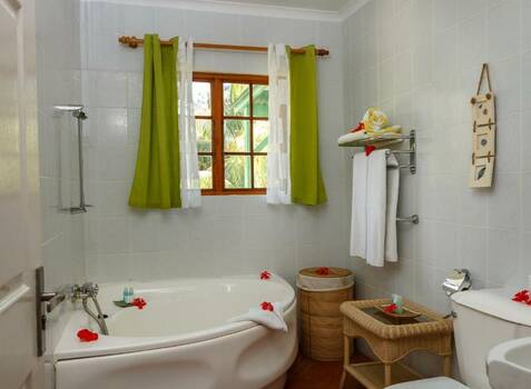https://img.hotelissima.com/medias/50476-x1920/_.jpg