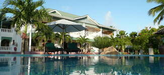 POOL-1-Petite%20vignette.jpg