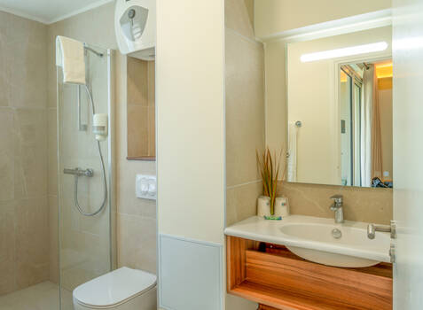 https://img.hotelissima.com/medias/50671-x1920/_.jpg
