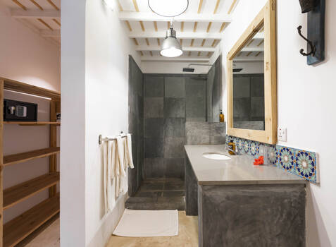 https://img.hotelissima.com/medias/50711-x1920/_.jpg