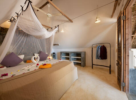 https://img.hotelissima.com/medias/50750-x1920/_.jpg