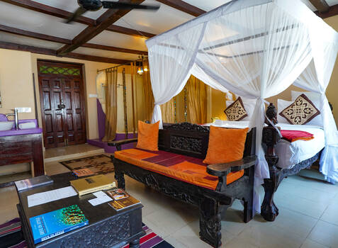 https://img.hotelissima.com/medias/50801-x1920/_.jpg
