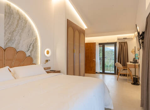 https://img.hotelissima.com/medias/50841-x1920/_.jpg