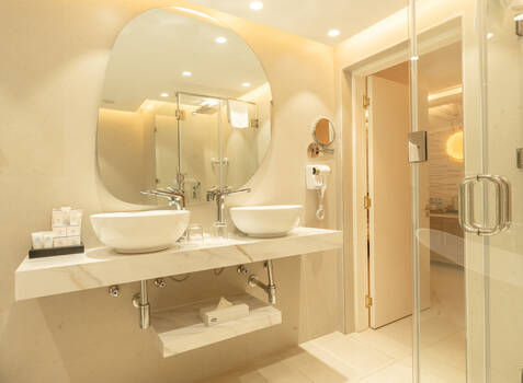 https://img.hotelissima.com/medias/50849-x1920/_.jpg