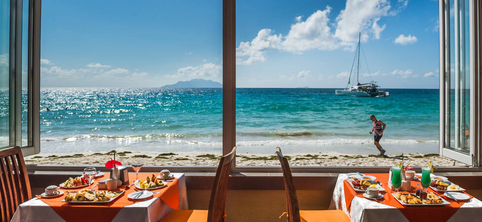 https://img.hotelissima.com/medias/50855-x1920/_.jpg
