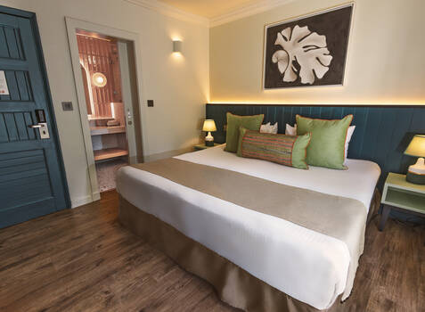 https://img.hotelissima.com/medias/50950-x1920/_.jpg