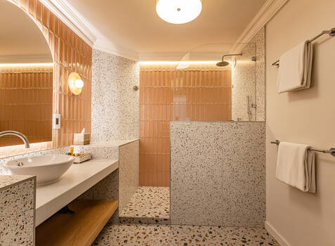 https://img.hotelissima.com/medias/50957-x1920/_.jpg